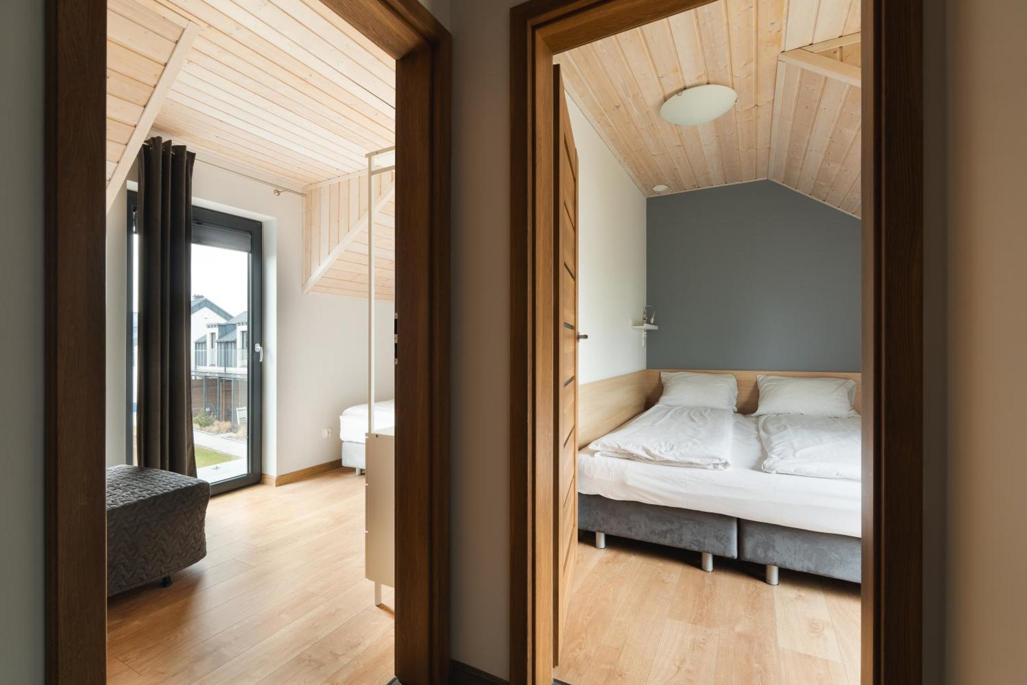Debki Plaza Apartment ภายนอก รูปภาพ
